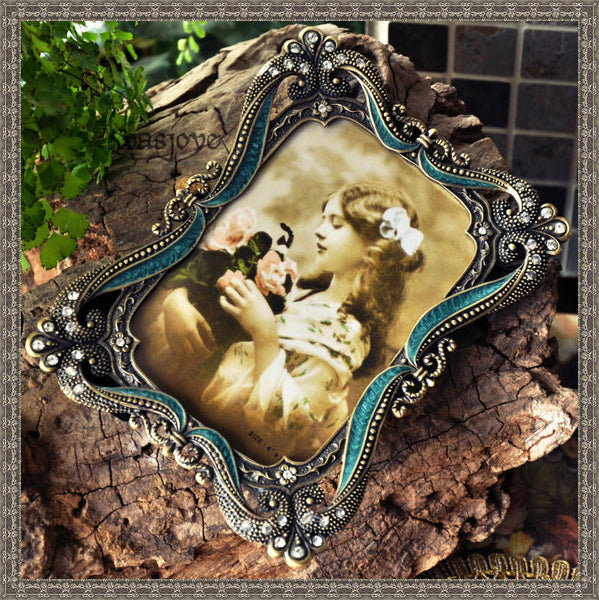 Ancient Green Gothic Photo Frame